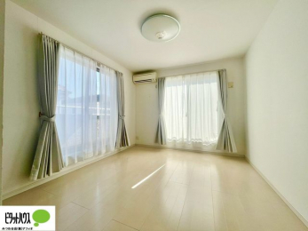 ���[�@�o���R�j�[�ւƑ������邢�����B