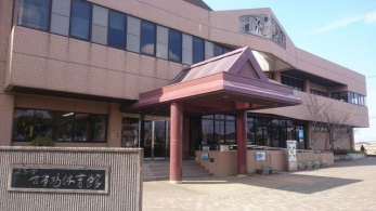 ���ӊ��@�Îs������X�|�[�c�{�ݑ̈�� �k��4���B 290m