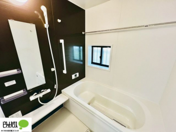 �����@�{�H��ʐ^�@�����������F���̗����ŁA1���̔��������������Ă��������B