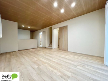 ���r���O�@���r���O����̓L�b�`���ɂ���}�}��p�p��������̂ŁA���q�l���V�񂾂�x�񂾂���S���ĉ߂������Ƃ��ł��܂��B