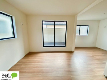 �Q���@�o���R�j�[�ւƑ������邢�����B