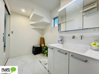 ���ʑ�E���ʏ��@�{�H��ʐ^�@�g���₷���V���v���Ȑ��ʉ��ϑ�B�����̎x�x�͂�������n�܂�܂��B