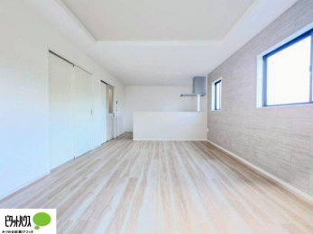 ���r���O�@�A�N�Z���g�N���X���g�p�����A�������ȃ��r���O