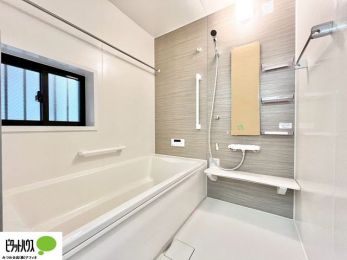 �����@1���̔�����������x���̓��͂��q�l�Ƃ̃R�~���j�P�[�V�����̏�Ƃ���