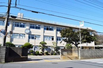 ���ӊ��@���q�s���u�Ò��w�Z �k��13���B 990m