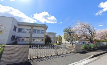 ���ӊ��@�l�X���s���@�a�ǔ䏬�w�Z �k��9���B 700m