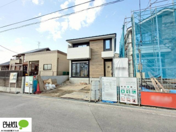 ���r���O�@���R�ƉƑ��̊炪���킹����l�C�̃��r���O�C���K�i�B