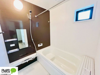 �����@�{�H��ʐ^�@�����̔�������Ă���闁���͍L�X�������B�x���͂��q�l�ƈꏏ�ɗV�тȂ������܂��ˁB