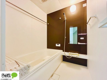 �����@�{�H��ʐ^�@�����̔�������Ă���闁���͍L�X�������B�x���͂��q�l�ƈꏏ�ɗV�тȂ������܂��ˁB