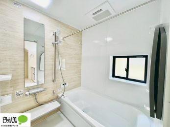 �����@�{�H��ʐ^�@�����̔�������Ă���闁���͍L�X�������B�x���͂��q�l�ƈꏏ�ɗV�тȂ������܂��ˁB