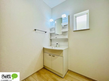 ���ʑ�E���ʏ��@�{�H��ʐ^�@�g���₷���V���v���Ȑ��ʉ��ϑ�B�����̎x�x�͂�������n�܂�܂��B