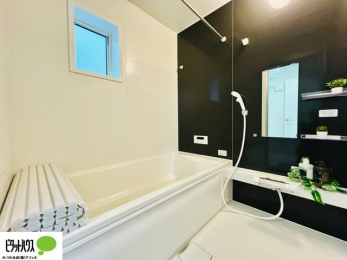 �����@�{�H��ʐ^�@�����̔�������Ă���闁���͍L�X�������B�x���͂��q�l�ƈꏏ�ɗV�тȂ������܂��ˁB