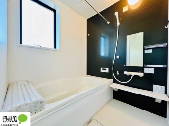 �����@�{�H��ʐ^�@�����̔�������Ă���闁���͍L�X�������B�x���͂��q�l�ƈꏏ�ɗV�тȂ������܂��ˁB