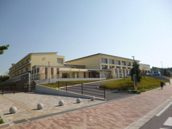 ���ӊ��@���c�s�����c���w�Z �k��9���B 700m