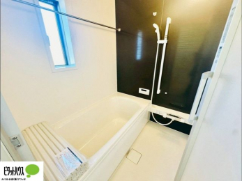 �����@�{�H��ʐ^�F1���̔�����������x���̓��͂��q�l�Ƃ̃R�~���j�P�[�V�����̏�Ƃ���