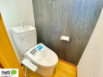 �g�C���@1�E2�K�E�H�V�����b�g�g�C�������B