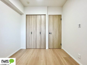 ���[�@���ꂼ��̂������Ɏ��[�X�y�[�X������̂Ńv���C�x�[�g�ȉו����g�߂ɒu�����Ƃ��ł��܂��B
