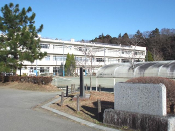 ���ӊ��@�l�X���s�������w�Z �k��5���B 350m