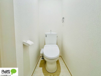 �g�C���@�{�H��ʐ^�@�E�H�V�����b�g�g�C�������B