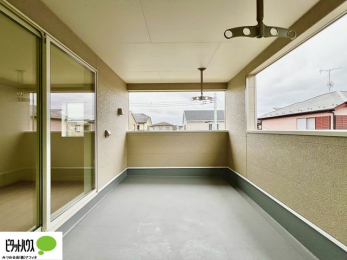 ���ց@�z�c�₽������̐��󕨂������郏�C�h�o���R�j�[