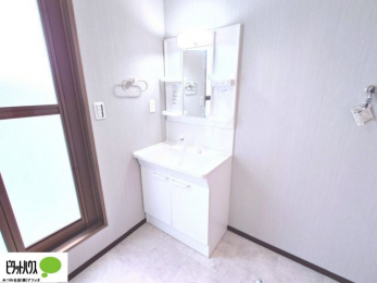 ���ʑ�E���ʏ��@�g���₷���V���v���Ȑ��ʉ��ϑ�B�����̎x�x�͂�������n�܂�܂��B