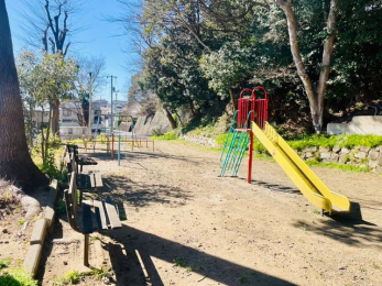 �g�C���@1�E2�K�E�H�V�����b�g�g�C�������B