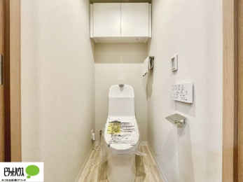 �g�C���@�E�H�V�����b�g�g�C�������B