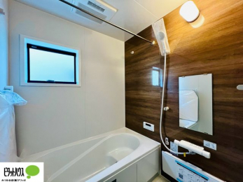 �L�b�`���@�V�z�Ȃ�ł͂̃s�J�s�J�̃L�b�`���͖����̂��������y�������Ă���܂��ˁB