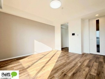 ���r���O�@�A�N�Z���g�N���X���g�p�����A�������ȃ��r���O