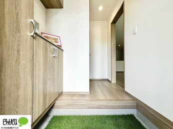 �@�Ƒ��݂�Ȃ̌C�������Ղ���[�ł���V���[�Y�{�b�N�X�B