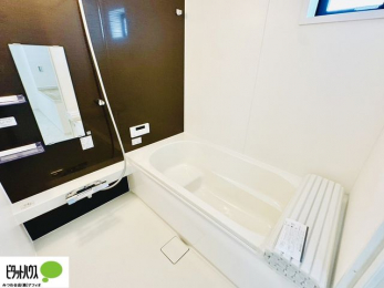 �����@�{�H��ʐ^�@�����̔�������Ă���闁���͍L�X�������B�x���͂��q�l�ƈꏏ�ɗV�тȂ������܂��ˁB