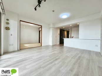 ���r���O�@�L�X�k�c�j�I����̑傫�ȃ\�t�@��u���Ă������f��ӏ܂��ǂ��ł��ˁB