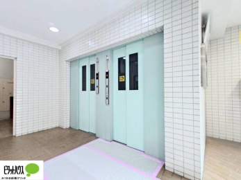 ���r���O�@�G���x�[�^�[�t