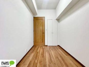 ���̑��@���ꂼ��̂������Ɏ��[�X�y�[�X������̂Ńv���C�x�[�g�ȉו����g�߂ɒu�����Ƃ��ł��܂��B