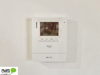 ���̑��@������Ԃ����S��TV���j�^�[�t���C���^�[�z��