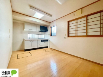 ���ʑ�E���ʏ��@�������ɏW���������������̓Ɨ��L�b�`���B