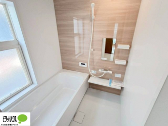 �����@1���̔�����������x���̓��͂��q�l�Ƃ̃R�~���j�P�[�V�����̏�Ƃ���