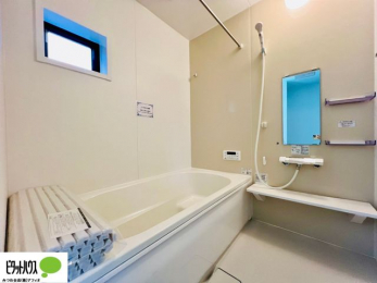 �����@�{�H��ʐ^�@�����̔�������Ă���闁���͍L�X�������B�x���͂��q�l�ƈꏏ�ɗV�тȂ������܂��ˁB