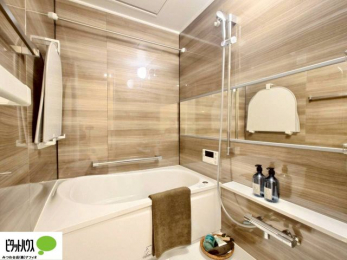 �����@�����������F���̗����ŁA1���̔��������������Ă��������B