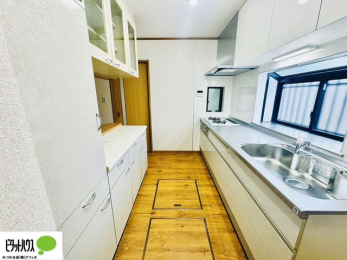 �L�b�`���@�L�b�`��������X�b�L���Еt���������H��I�t���ł��B