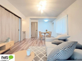 ���r���O�@�L�X�k�c�j�I����̑傫�ȃ\�t�@��u���Ă������f��ӏ܂��ǂ��ł��ˁB