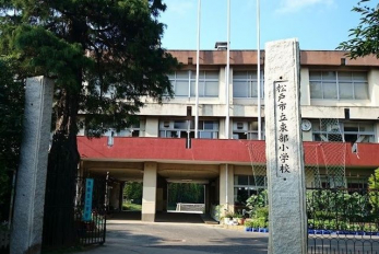 ���ӊ��@���ˎs���������w�Z �k��9���B 690m