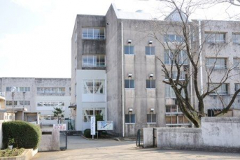 ���ӊ��@�l�X���s���@���،����w�Z �k��10���B 800m