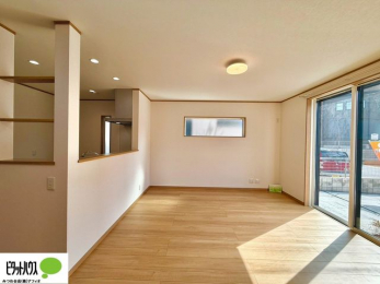 ���r���O�@�l�C�̑ΖʃL�b�`���ŉƑ��݂�Ȃ������ꏏ�B