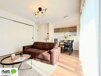 ���r���O�@�l�C�̑ΖʃL�b�`���ŉƑ��݂�Ȃ������ꏏ�B