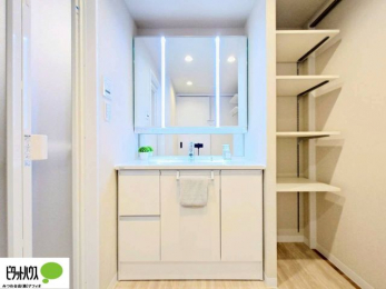 ���ʑ�E���ʏ��@�傫�ȋ��Ō��₷�����ʉ��ϑ�