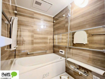 �����@1���̔�����������x���̓��͂��q�l�Ƃ̃R�~���j�P�[�V�����̏�Ƃ���