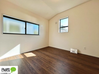 �q�������@�w�т̎��Ԃ��V�Ԏ��Ԃ���؂ɂł���q�ǂ������B�Ƌ�̔z�u�����₷���V���v���Ȑ݌v�ŁA�������K�Ɏg���܂��B