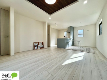 ���r���O�@����������������ς��A���N���������Ȃ�LDK��