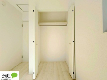 �o���R�j�[�@�����Ղ���[�ł����������ꂢ�ɕЕt���܂��B